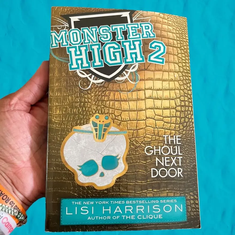 Monster’s High, Ever After High, Mysticons -6 book bundle New! Pre Teen Fantasy